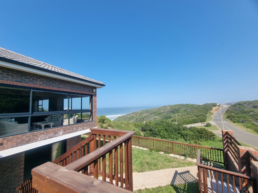 4 Bedroom Property for Sale in Dana Bay Western Cape